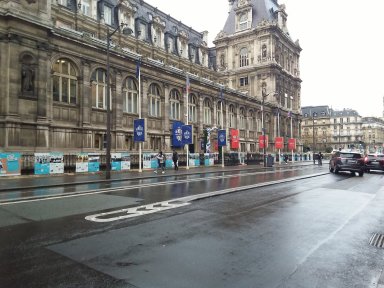 Exposition Histoire, Sport & Citoyenneté présentée sur les grilles de l’Hôtel de ville de Paris