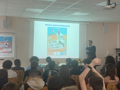 Exposition Histoire, Sport & Citoyenneté - Conférence collège Paul Bert d'Auxerre