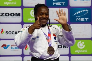 Clarisse Agbegnenou, championne du monde de judo